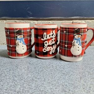 St.Nicholas Removable Festive Plaid Coozie Mug Set of 3, Porcelain